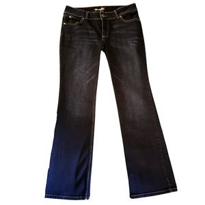 Wrangler dark wash boot cut jeans. 11x32